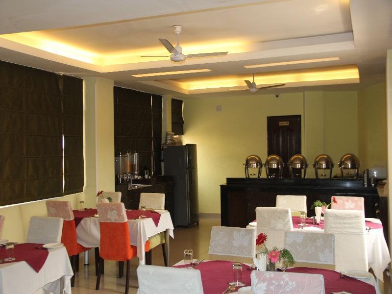 Clarks Inn Nehru Place New Delhi Luaran gambar