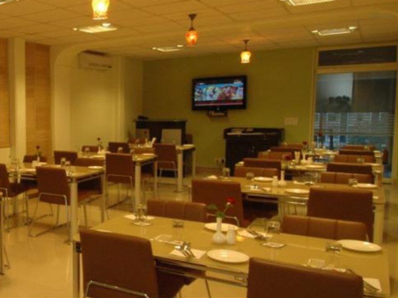 Clarks Inn Nehru Place New Delhi Luaran gambar
